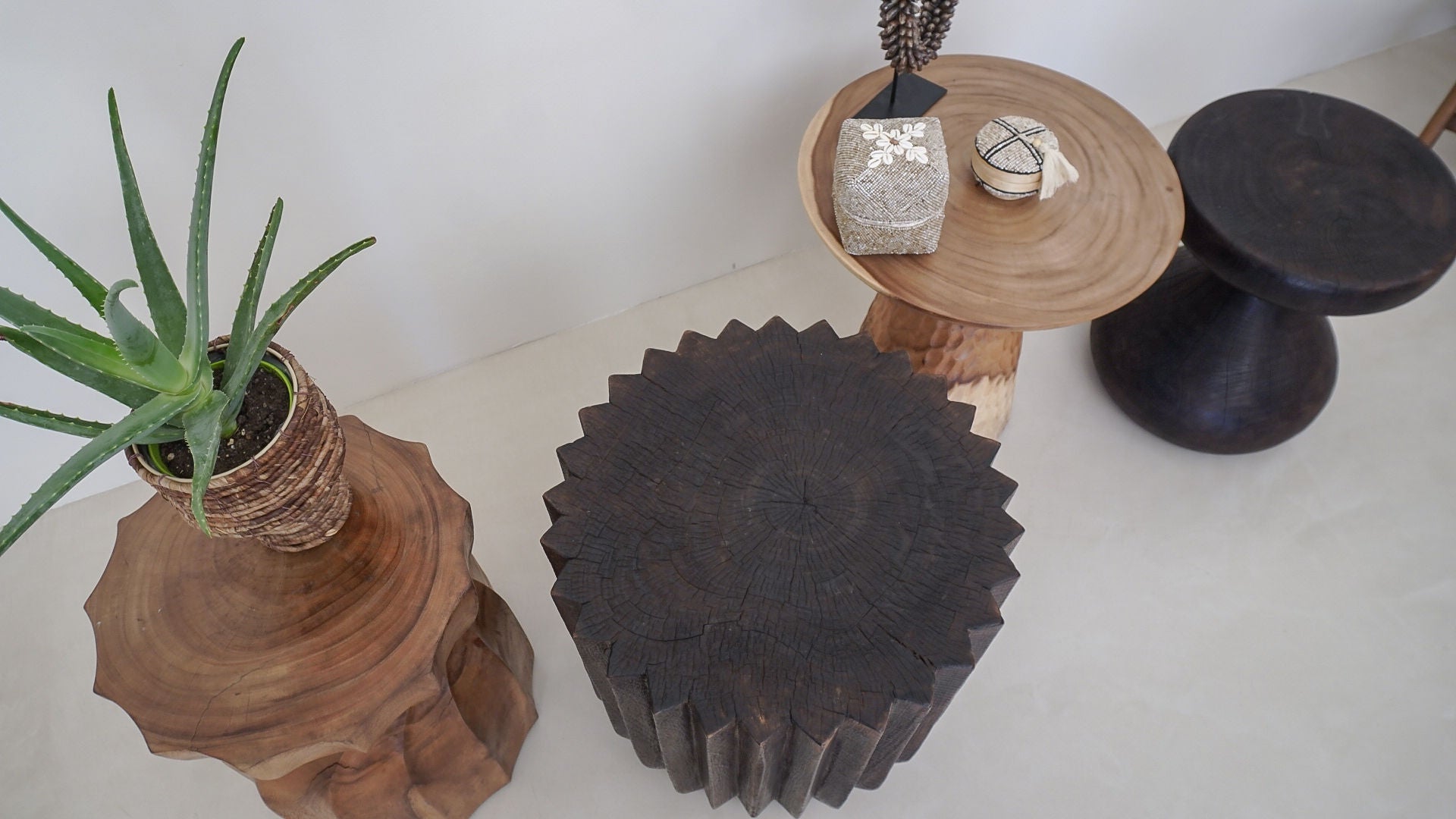TABLE D'APPOINT